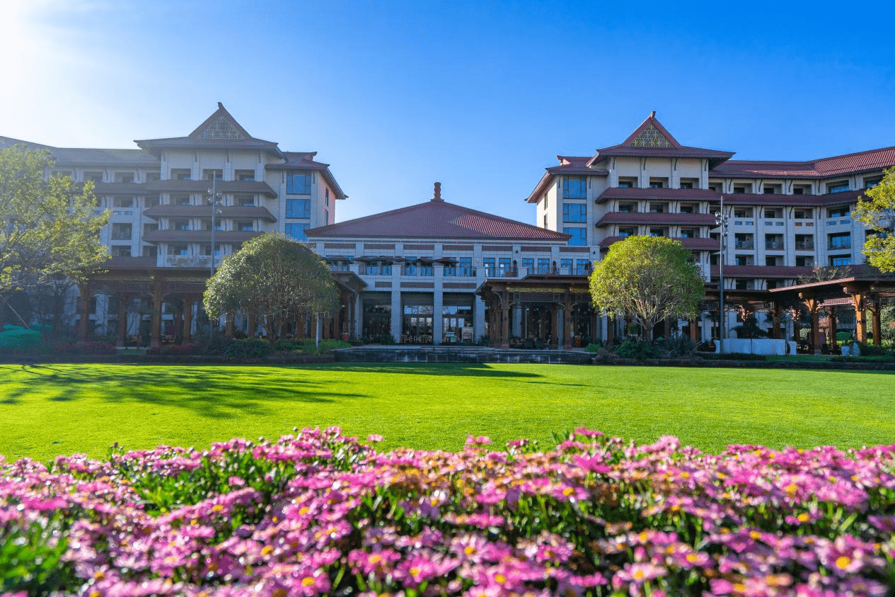 酒店36栋独立私人汤屋隐于半山臻享一屋一院一私汤轻奢度假住在山海间