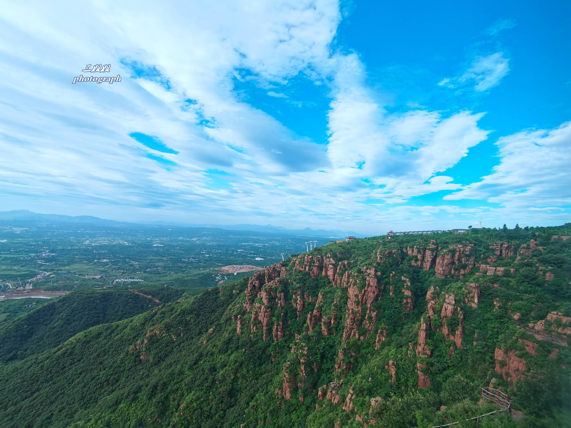 去郑州伏羲山避暑游玩住哪里?悬崖酒店满足你