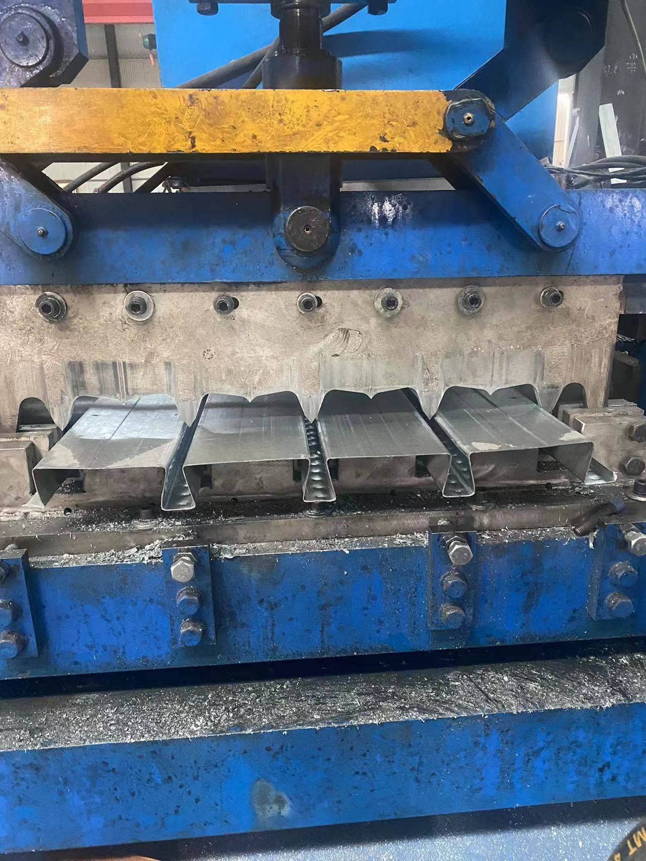 无锡新世发布 yxb50-155-620燕尾缩口楼承板参数及应用领域_mm_混凝土