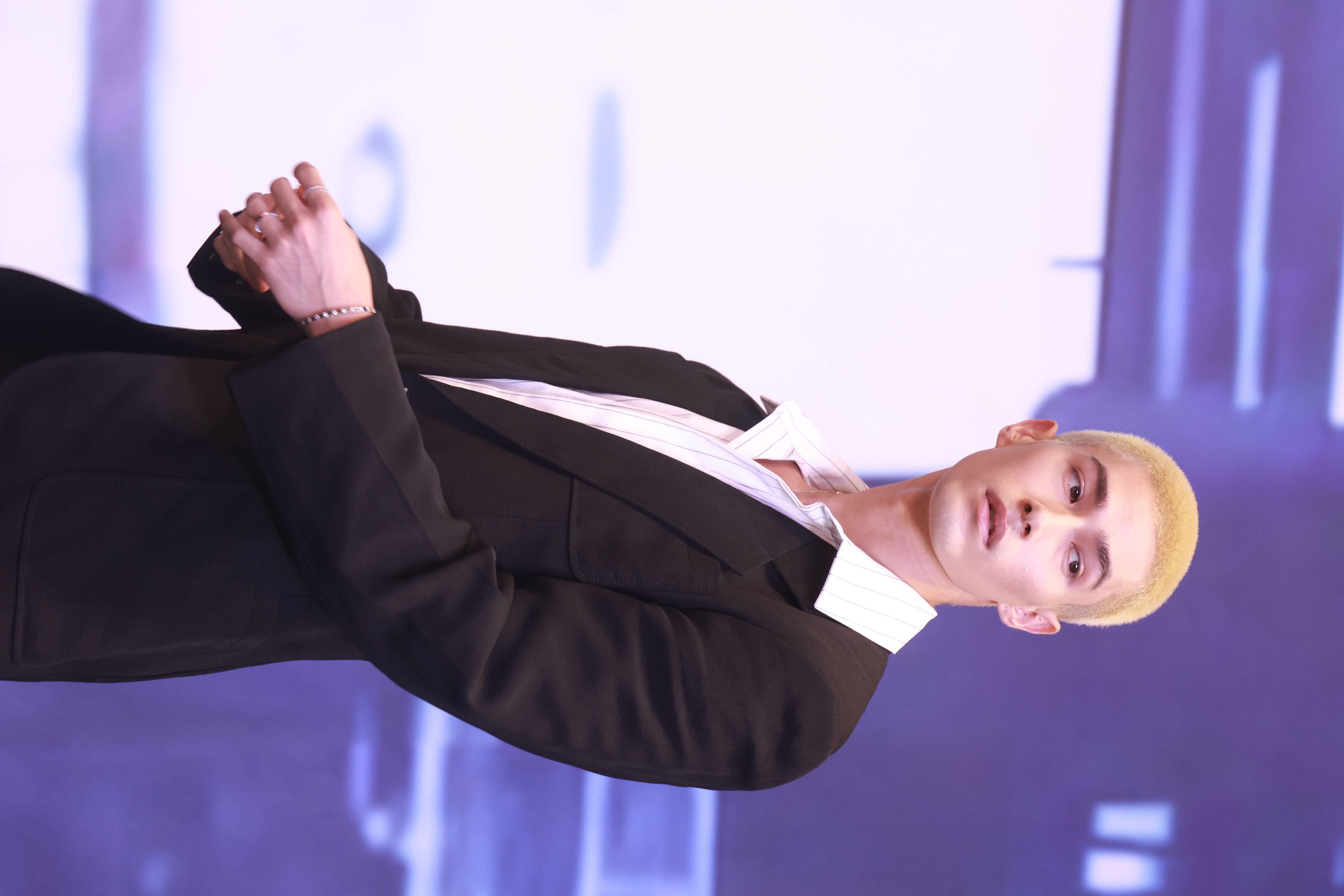 梁洁助阵型男模特大赛开幕 米卡帅气亮相被夸型男_总决赛_选手_上海