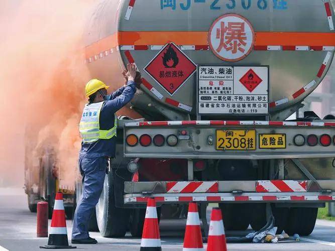 2023年危险品运输资格证考试驾驶员试题练习题库