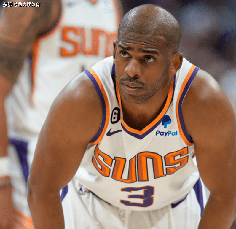 这就是他职业生涯最重要的荣耀了,超越名宿斯托克顿,以目前保罗的年龄