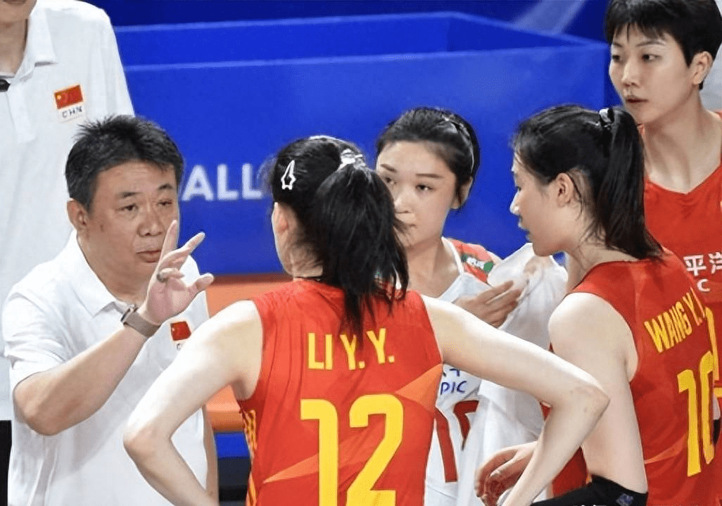 朱婷缺阵丁霞回归,中国女排冲击奥运资格,16日首战pk乌克兰_项目_吴