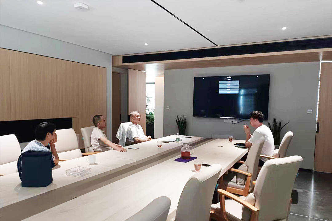 共促建筑领域节能减碳 苏州大学特聘教授沈景华赴金星宇遮阳参观调研