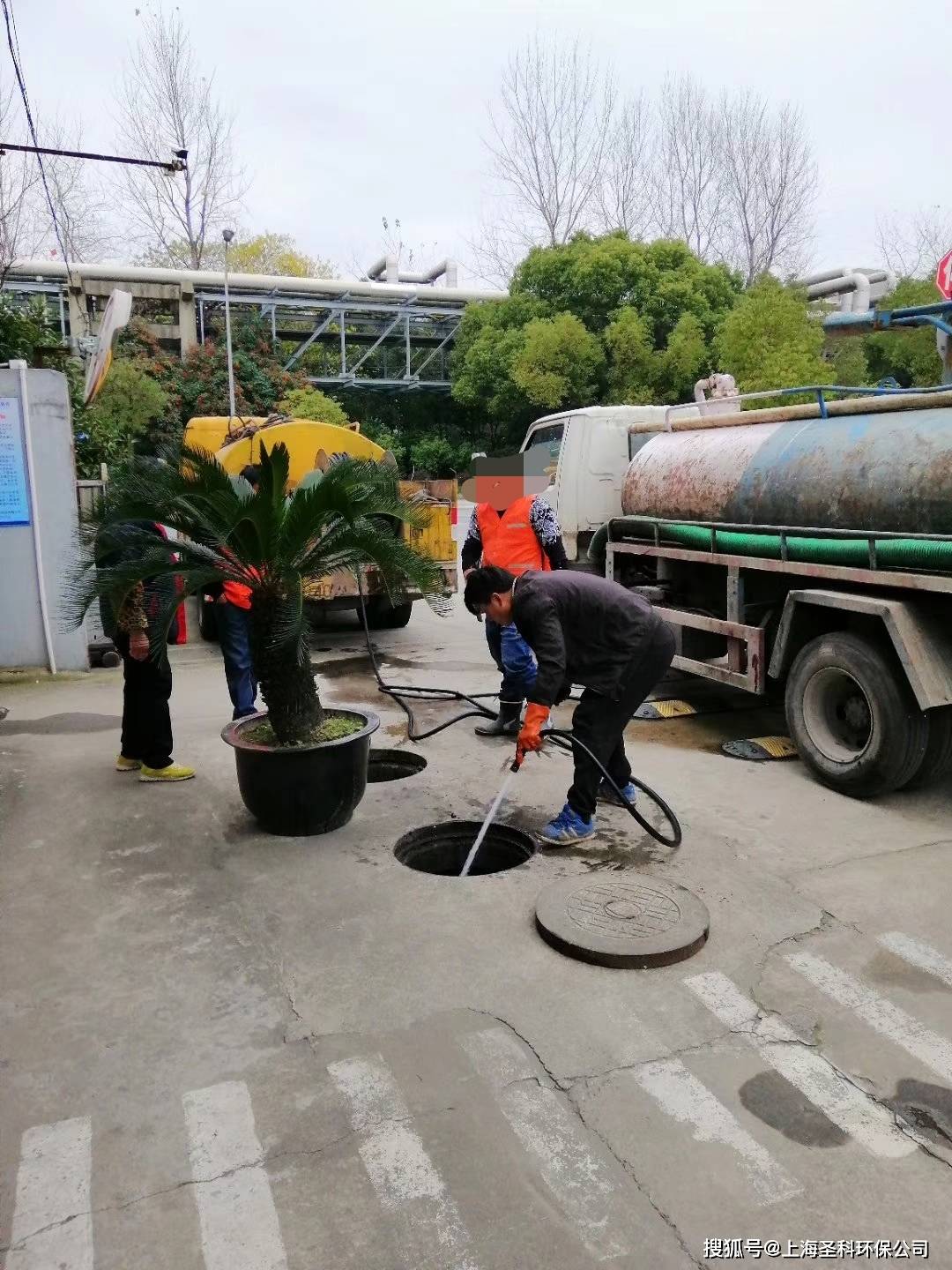 上海污水管道清理 上海高压冲洗工厂管道 上海疏通下水道电话_市政