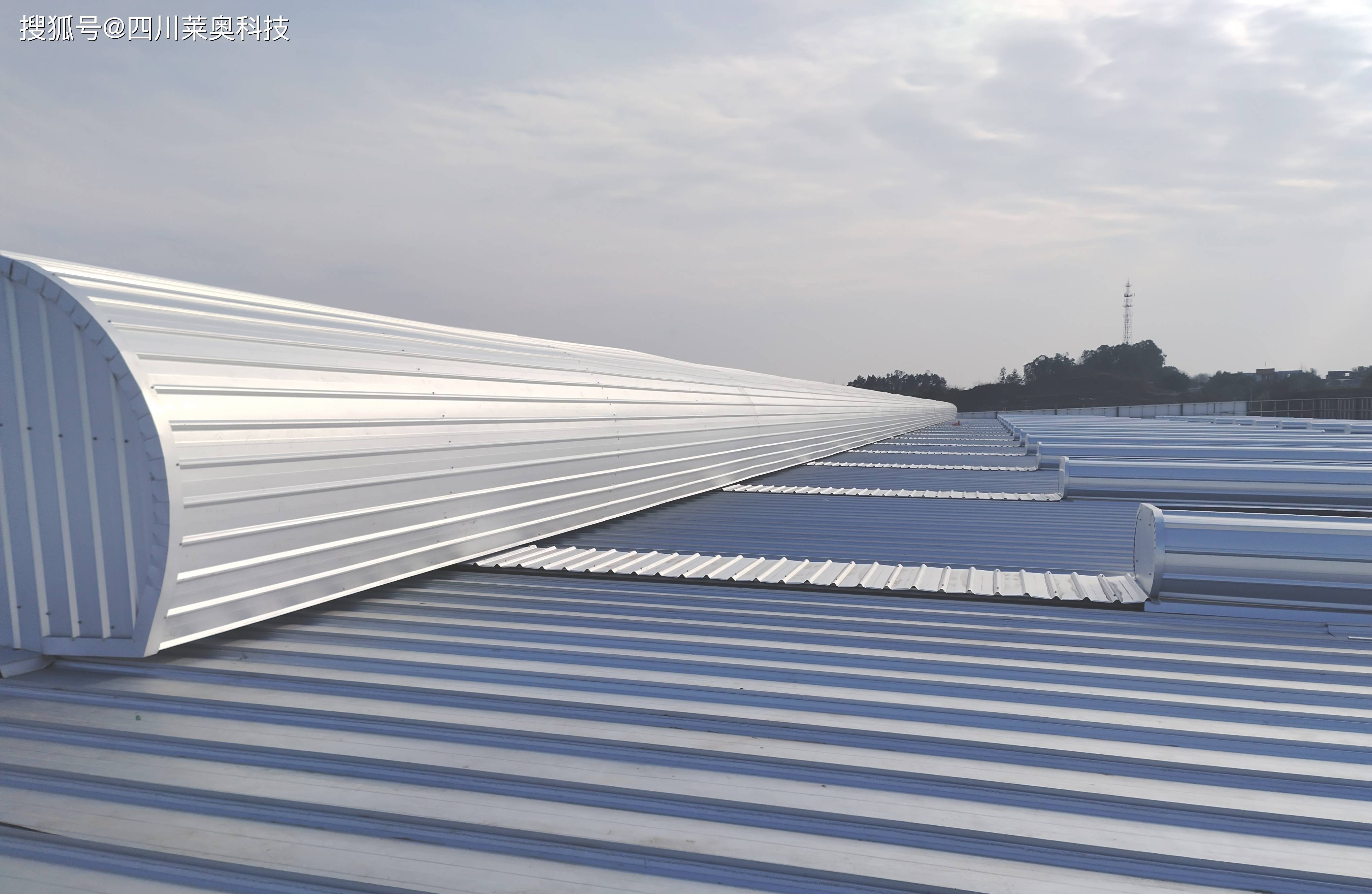 在安装厂房屋顶通风天窗时,需要注意哪些?_调节_防水_保护