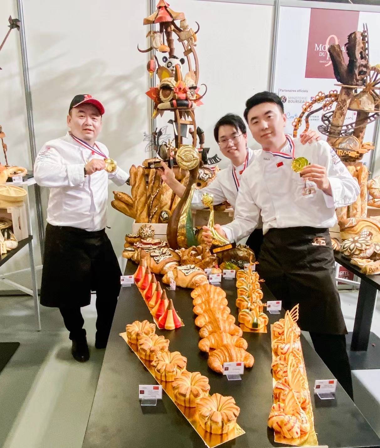 圆梦法国 中国队首夺世界面包大赛冠军_龚鑫_比赛_选手