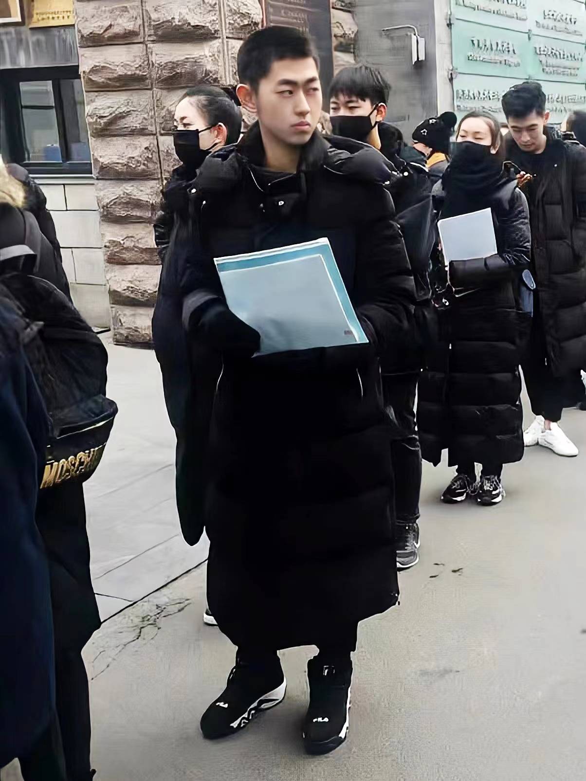 闫震写真合集_齐齐哈尔_中国_毕业