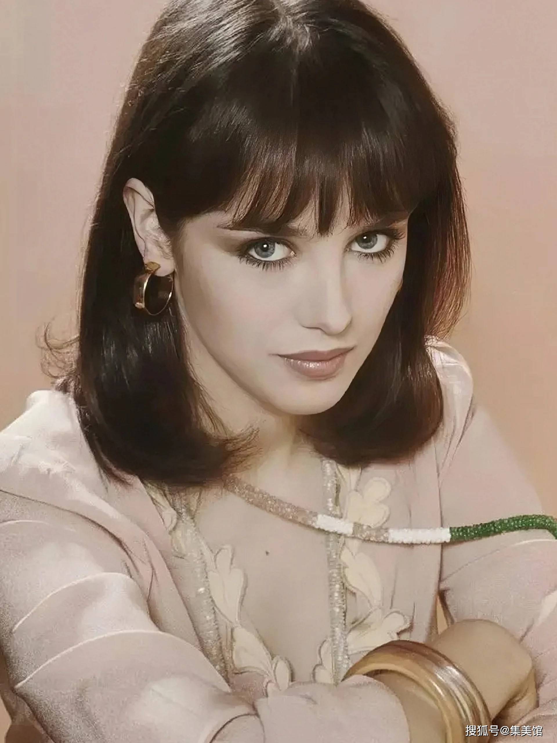 法国最美女主播!isabelle adjani,简直太美了!