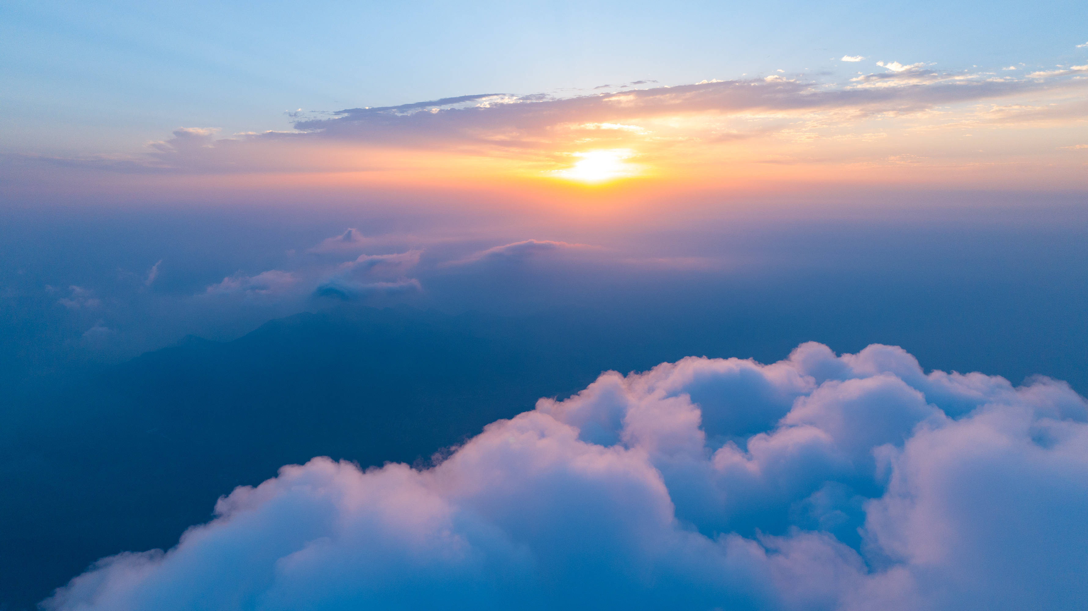 刷抖音大多数人刷到的是十八盘和泰山日出,殊不知,这对于五岳独尊的