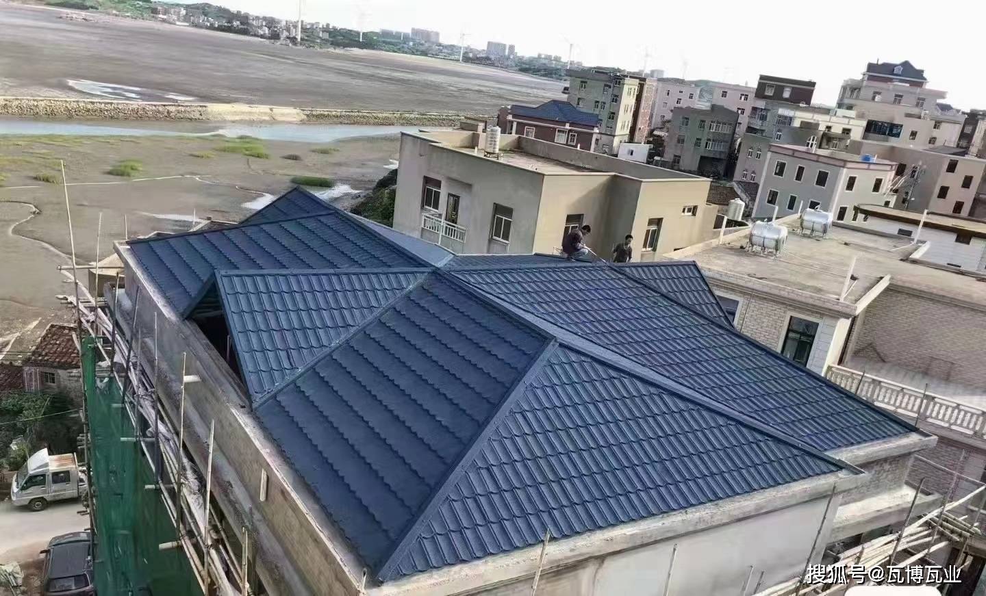 彩石金属瓦选择有哪些注意事项_颜色_屋面瓦_尺寸