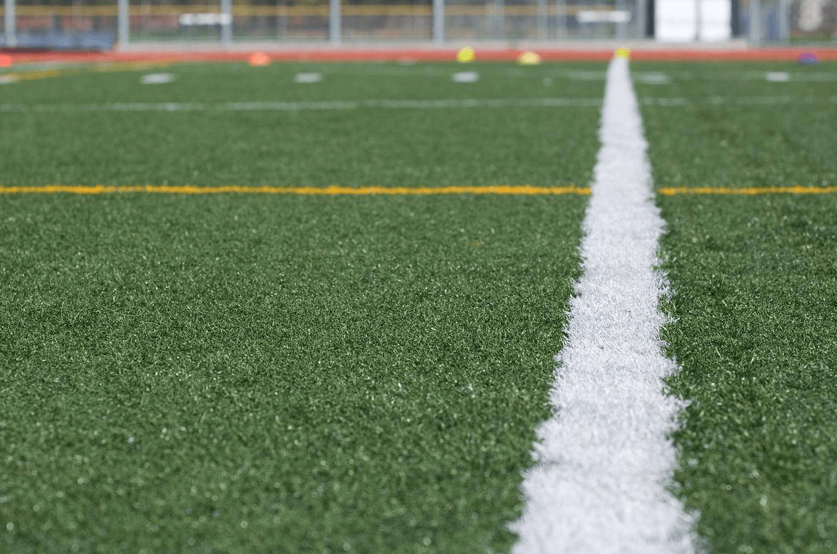 学校安装人造草坪操场的注意事项_施工_进行_材料