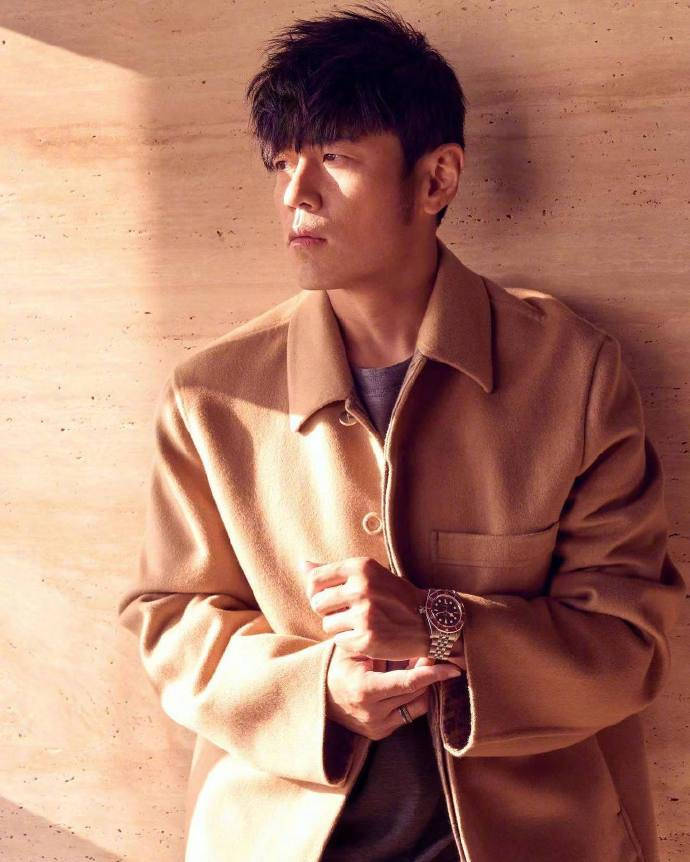 " 近日, 音乐人mchotdog热狗新歌《依然我行我素》被指歌词