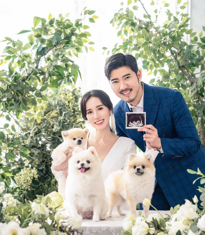 黑涩会美眉Apple官宣怀孕：以后我是人妻也是妈妈了 