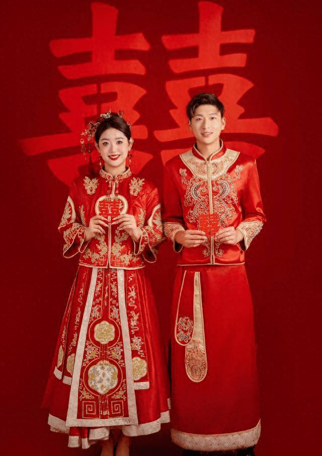 中国女排23岁女神级选手出嫁,肤白貌美明艳动人神似景甜_王佳_惠若琪