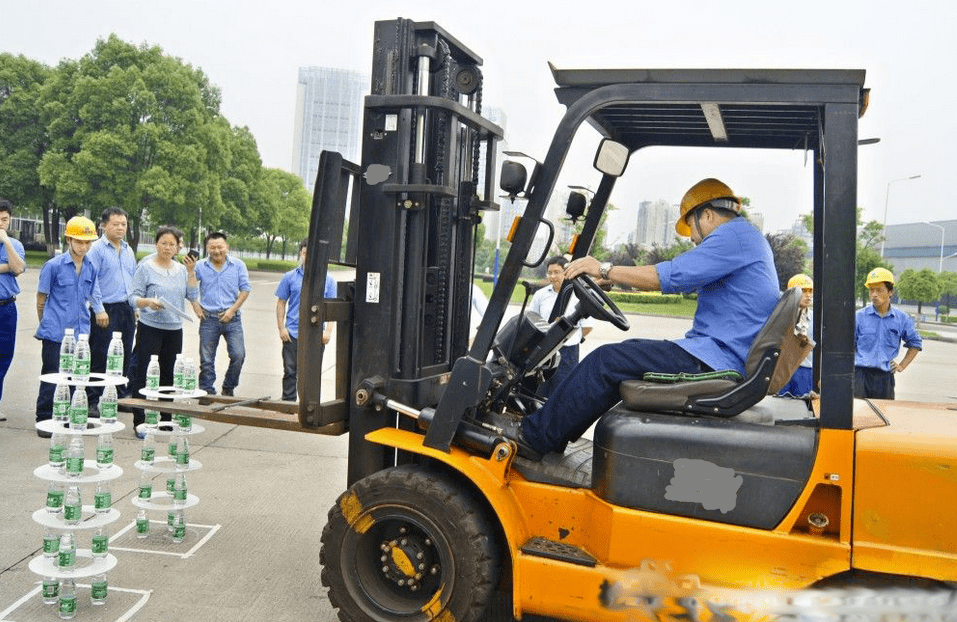 叉車證書怎麼考取?考了有什麼用?多久拿到手?報考流程!