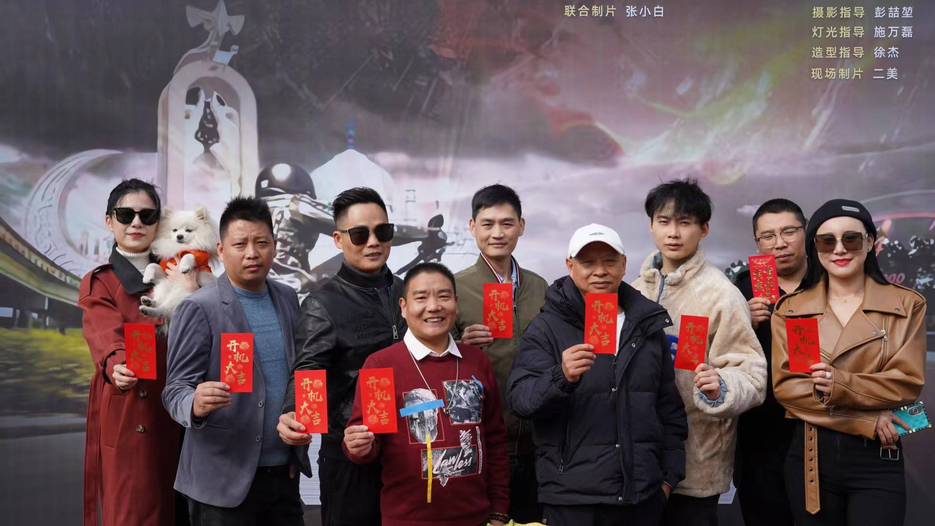 演员刘岗预祝该片充值过亿,一路飘红!