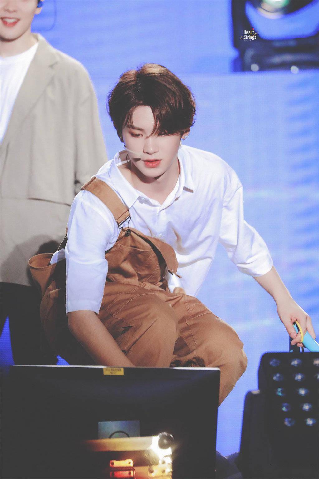 细数justin背带裤进化史 原来这就叫做长大啊!