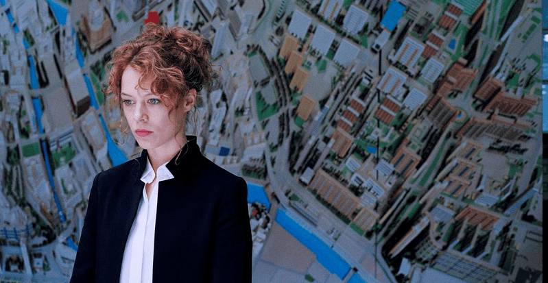 比起大尺度的水形物语这片绝不逊色