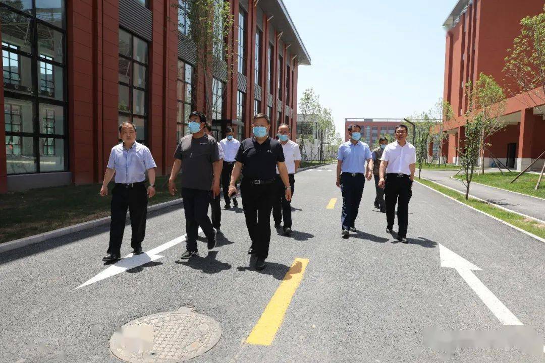涿职新闻丨雄县教育局领导一行莅临涿州职教中心交流