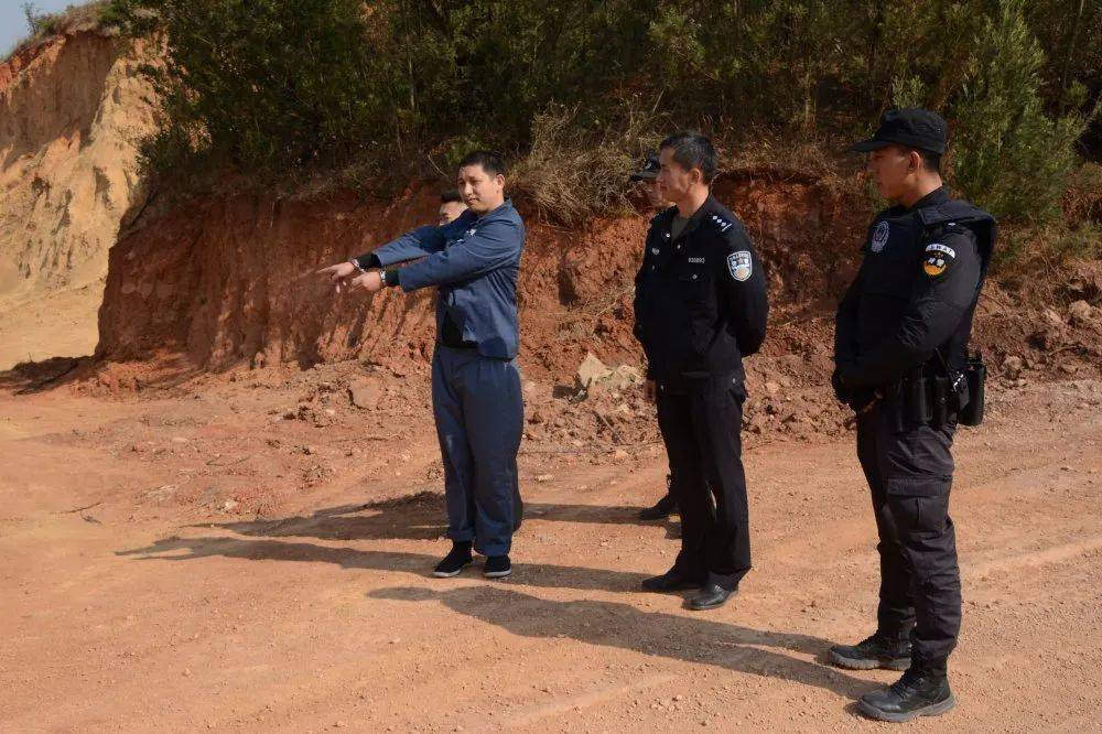 武定警方摧毁以邓明伟为首的恶势力犯罪集团