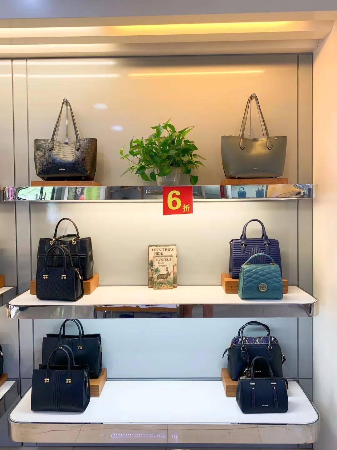 抢起梅州人最近都在这里梅州老品牌万里马不计成本就地清仓