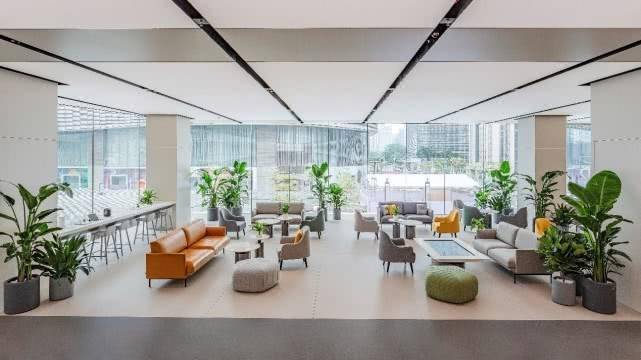 华为智能生活馆(深圳卓悦中心)6 月 6 日开业:余承东出席