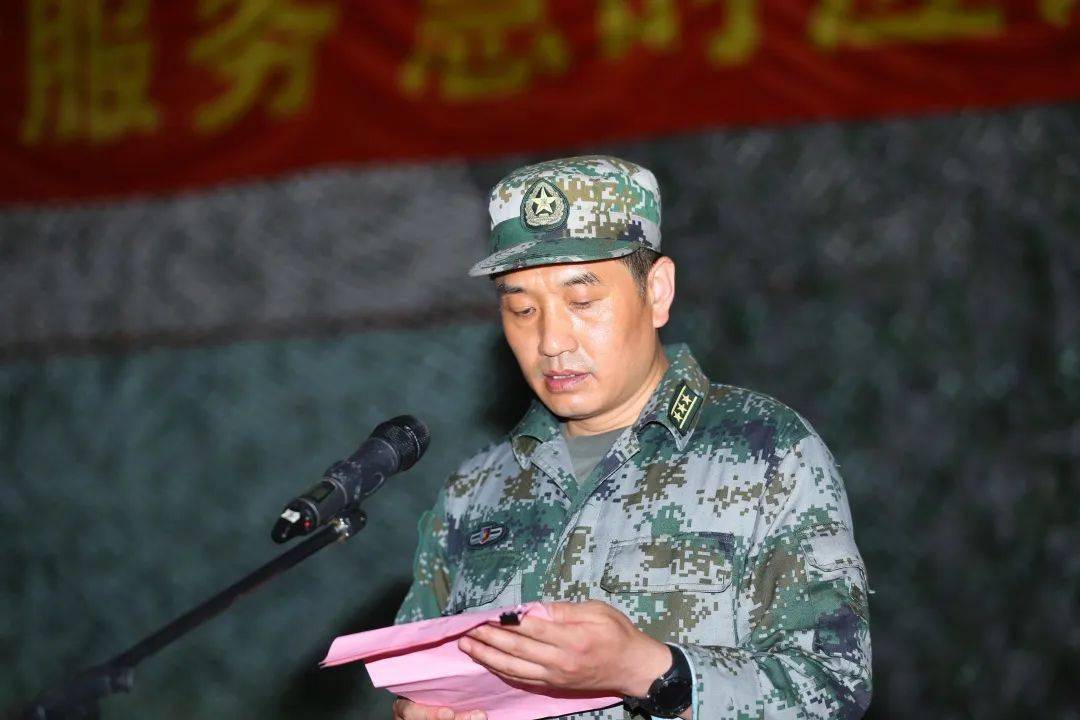 徐汇区组织民兵应急力量整组点验