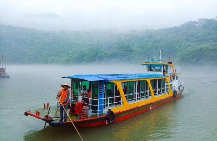 【连州】船游湟川三峡,连州地下河,游山玩水,探秘天然溶洞!