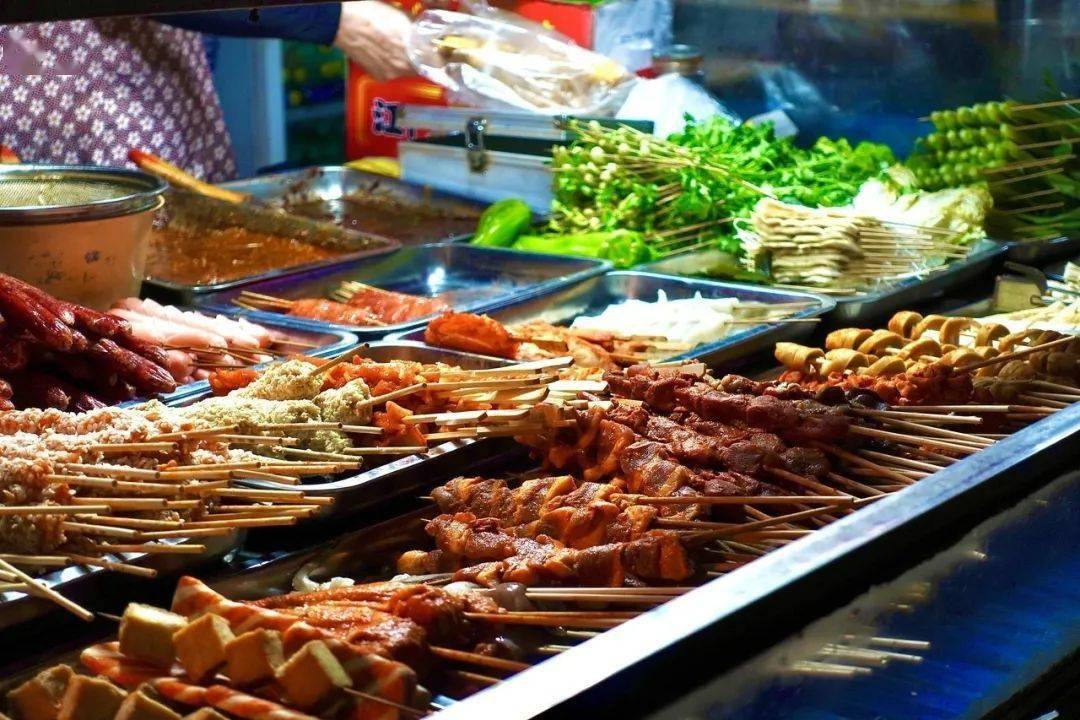 蒋巷镇村的烧烤摊被大家奉为宝藏的炸串摊南门坛上的逛吃会想当初常熟