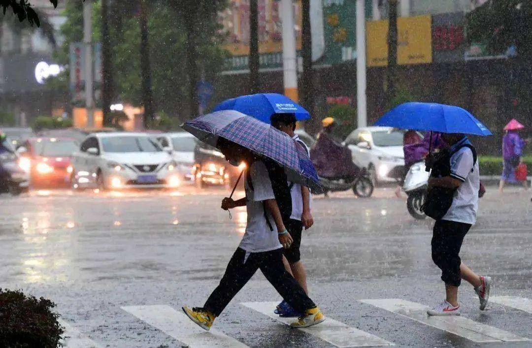 今晚有大雨接下来还有高温嵊州下周天气有点难熬