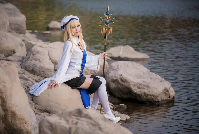 人气作品「妖精斯莱雅」使用弓箭的精灵弓手的cosplay特集!