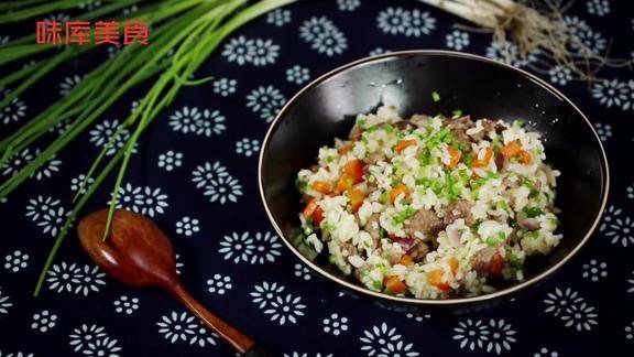 剩飯怎麼做才好吃孜然羊肉炒飯