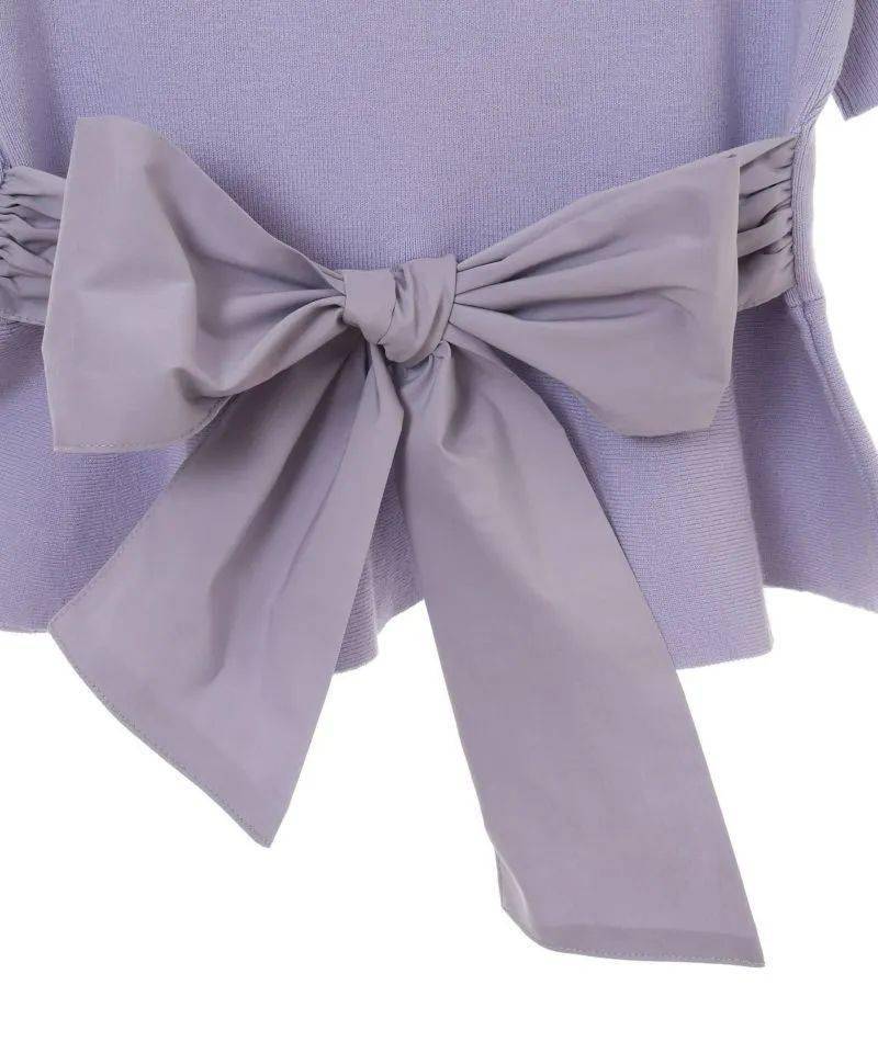 接近衣服最下面5cm左右的部分叫服装下摆.