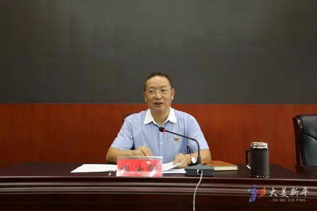 新平:开展"双谈""双签" 把好干部履职"第一关"