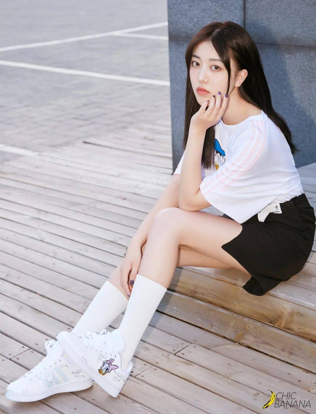 刘人语chicbanana少女以上长大未满