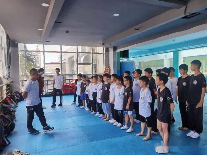 祝贺熊朝忠拳击俱乐部蒙自馆成功开班滇南拳迷有福了