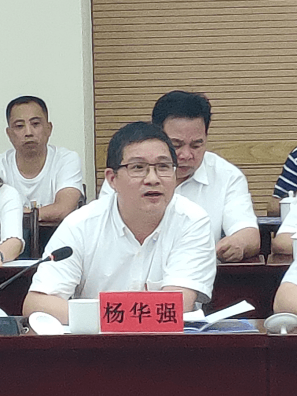 广东省商务厅一级巡视员殷焕明对崇左市人民政府多年来给予粤桂扶贫