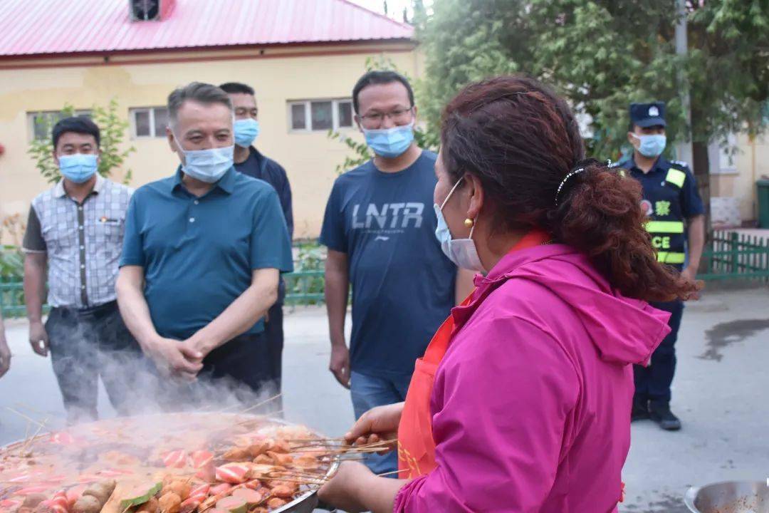 克州党委副书记州长迪力夏提61柯德尔汗来上阿图什