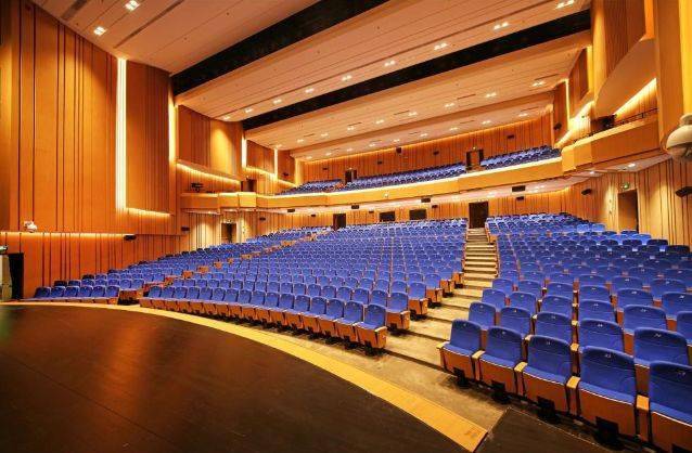 演出时间:6月24日-7月12日演出地点:艺海剧院(江宁路466号)限时优惠