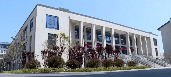 美丽梁山系列风光七梁山县第一中学新校区