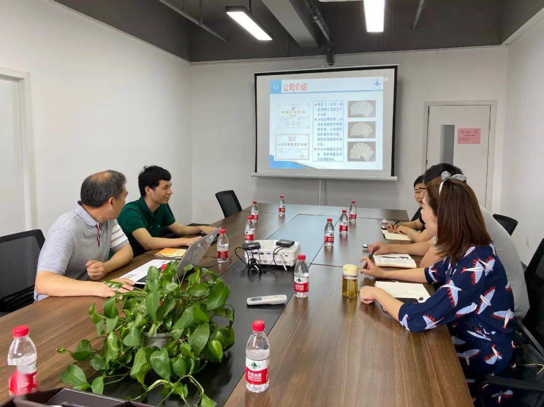 技术对接北京理工大学赴周庄开展产学研对接