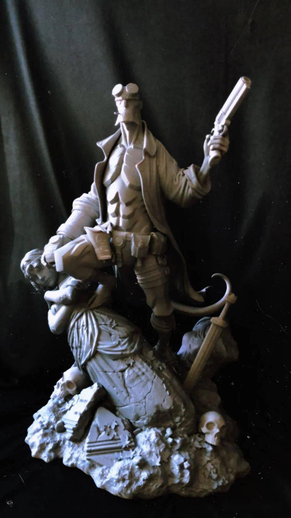 品牌方acme studio公布地狱男爵1/4 正版限量收藏雕像的细节丰富:叼烟