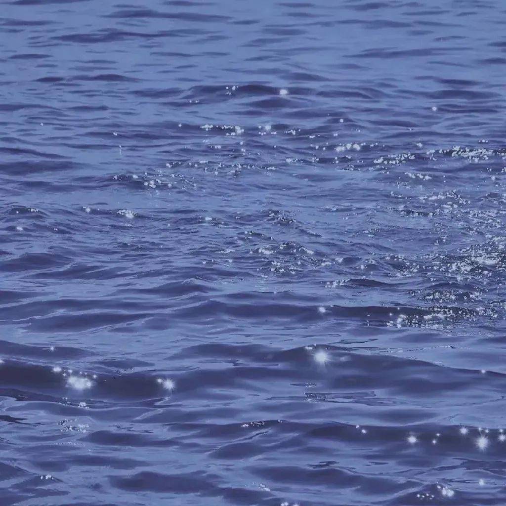 朋友圈背景图丨宝藏女孩