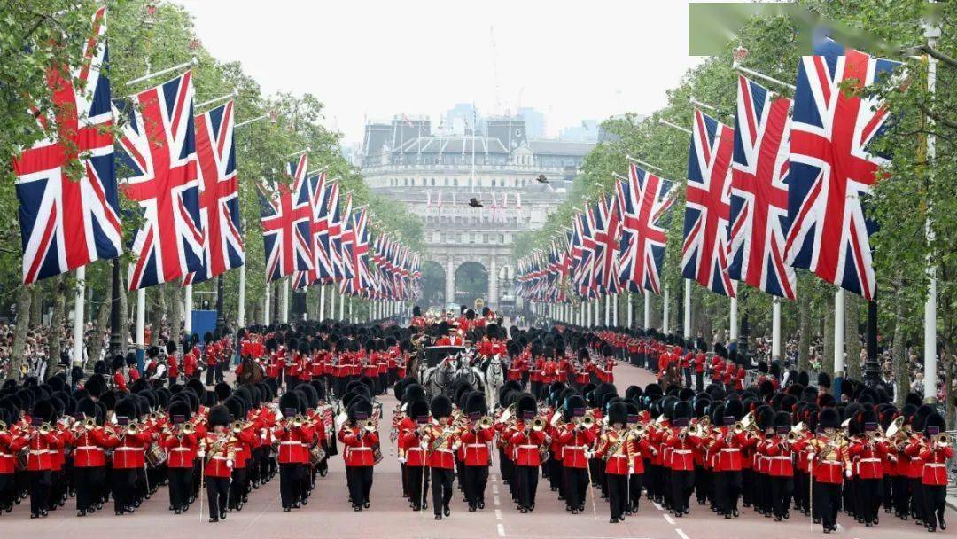 本周六来看2020年的英国女王生日皇家阅兵庆典吧