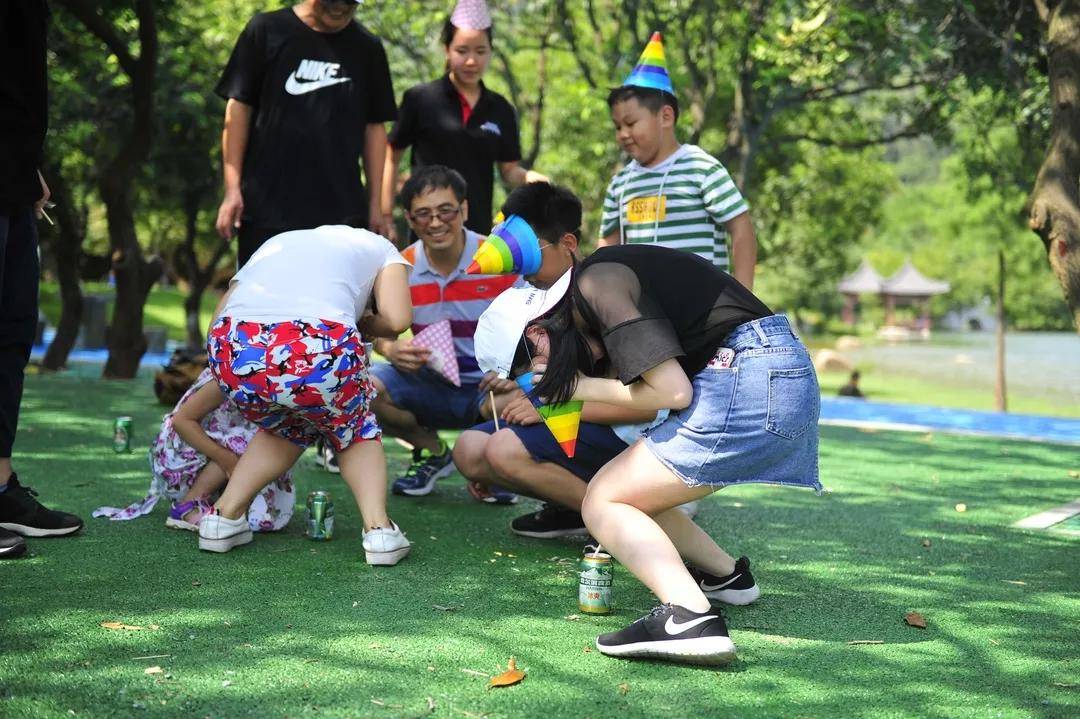 轰趴趣味团建如何玩?看这里神奇帽子派对游戏