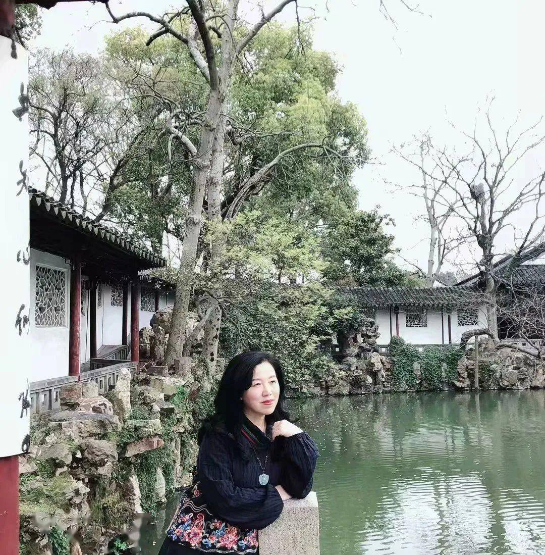 作者简介半亩花田,本名:马丽芬,黑龙江人,居南昌.江西省作家协会会员.