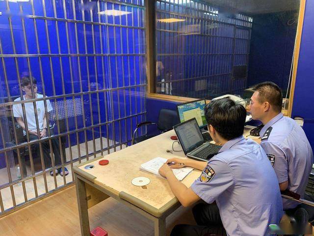 金平警方连续破获三宗抢劫珠宝首饰案件 抓获犯罪嫌疑人2名