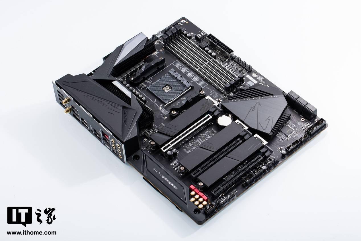 it之家评测室技嘉超级雕b550aorusmaster主板评测