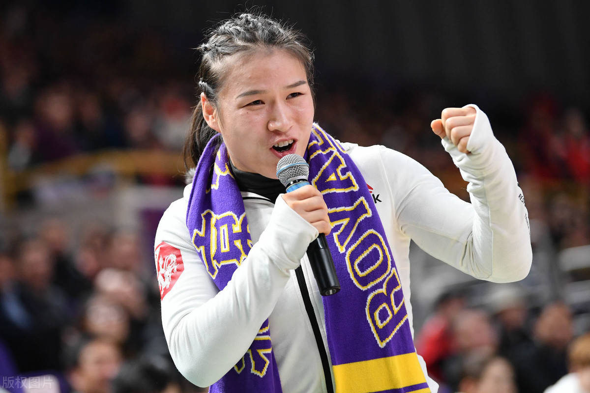 张伟丽将太极和通臂拳融入到综合格斗网友千万别学马大师